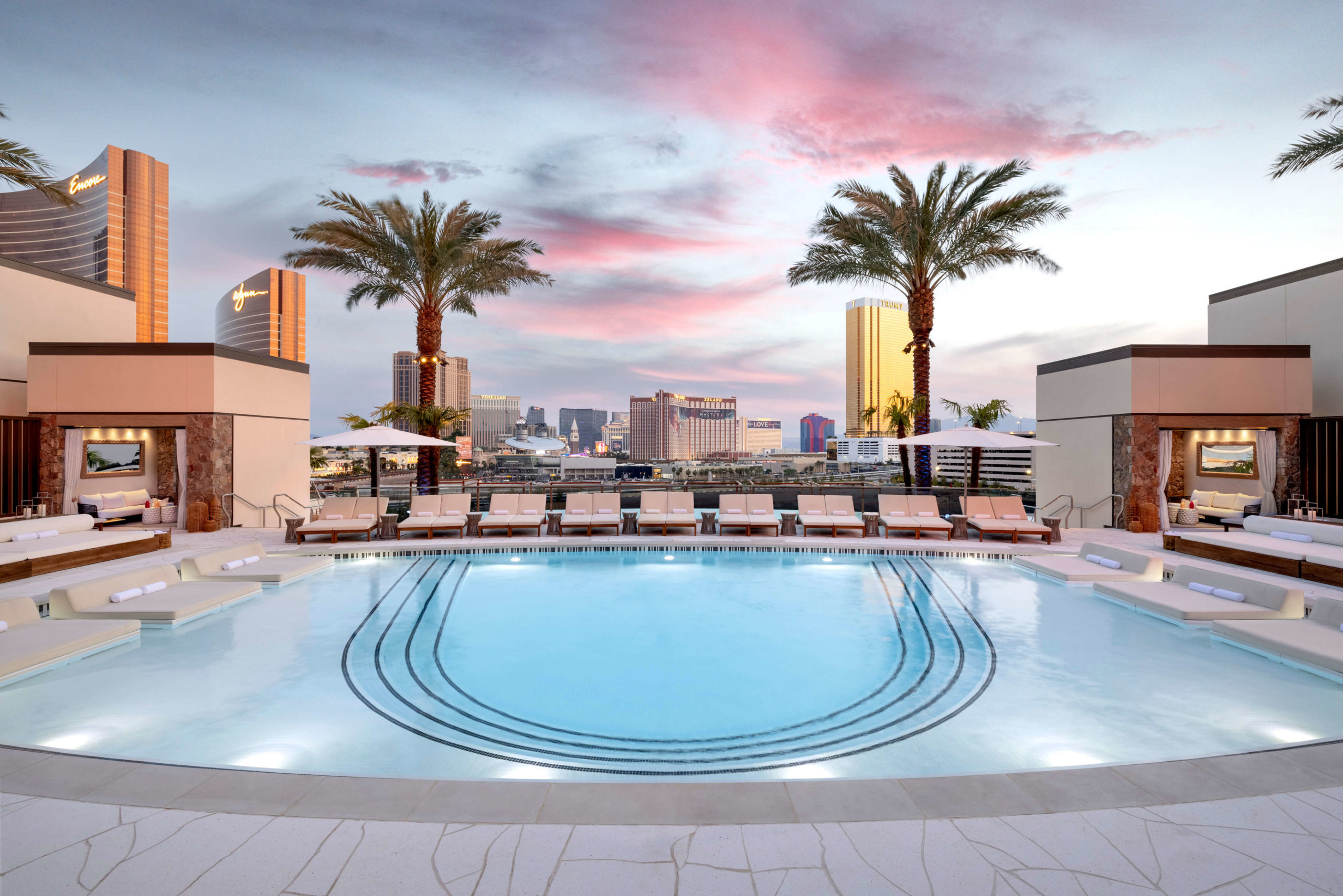The Pool at Harrah's  Harrah's Las Vegas Hotel & Casino